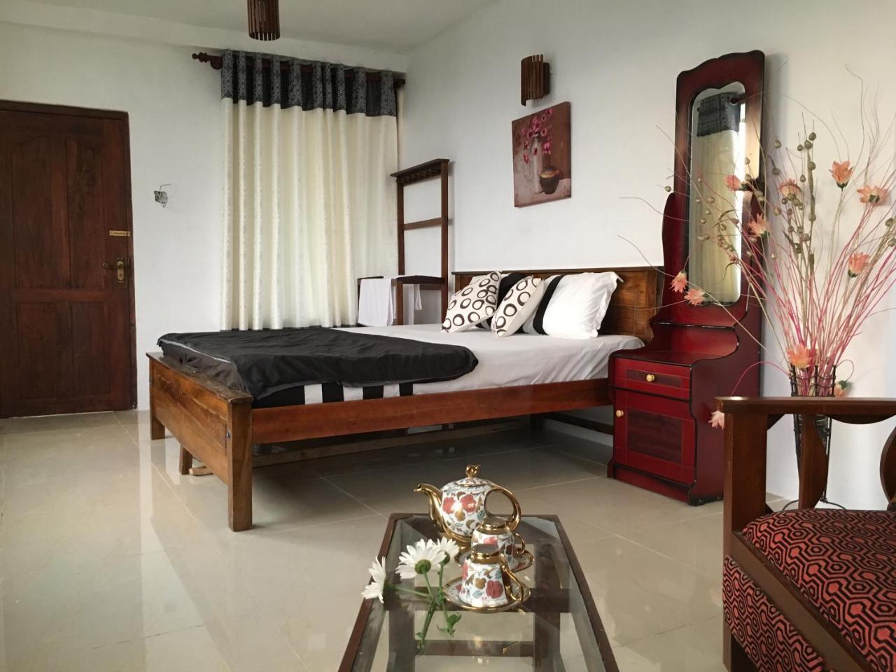 Bed and Breakfast Golden King Guest Nuwara Eliya Exterior foto