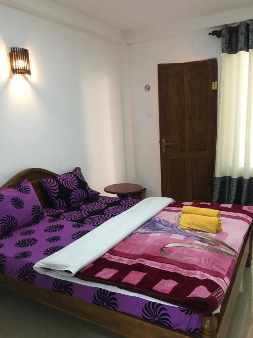 Bed and Breakfast Golden King Guest Nuwara Eliya Exterior foto